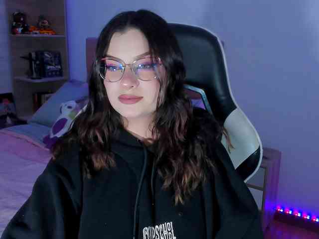 OphelianaRose webcam