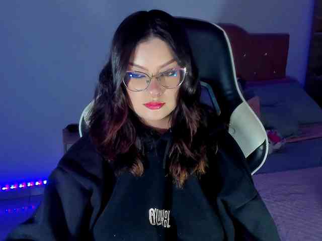 OphelianaRose webcam