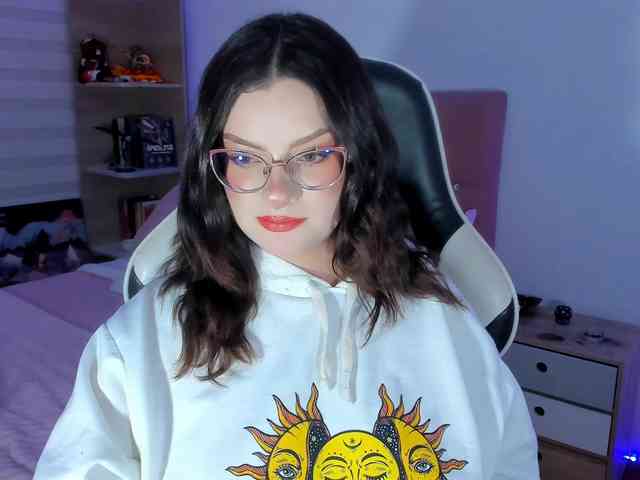 OphelianaRose webcam