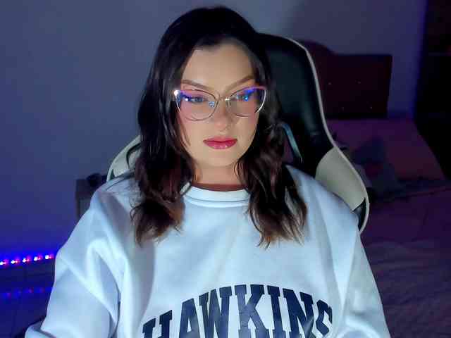 OphelianaRose webcam