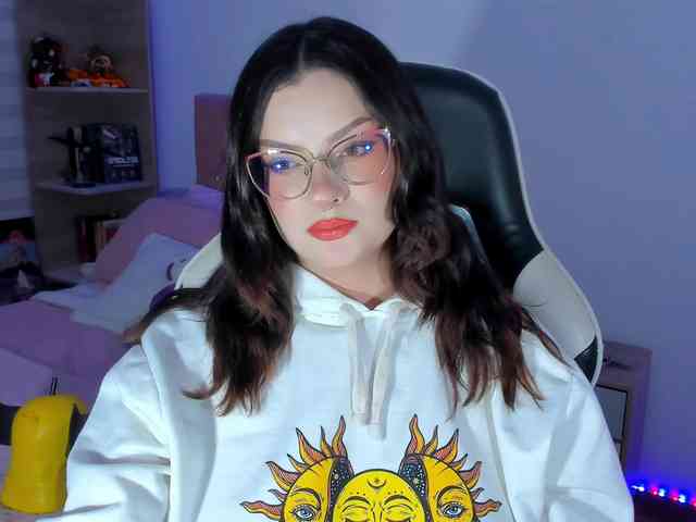 OphelianaRose webcam