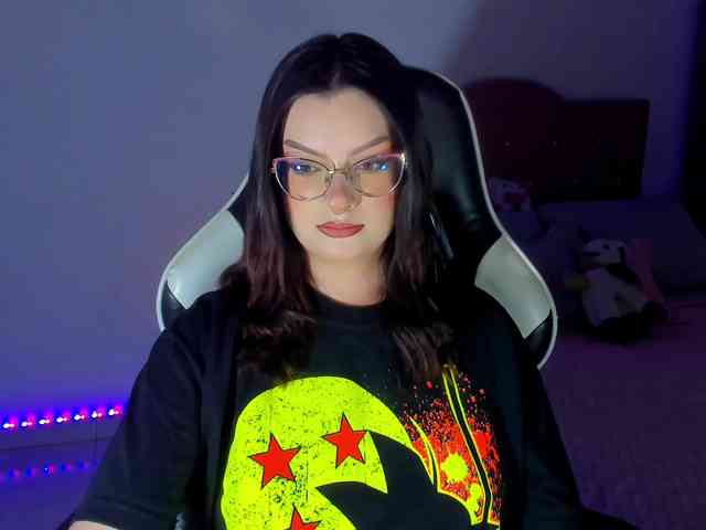 OphelianaRose webcam