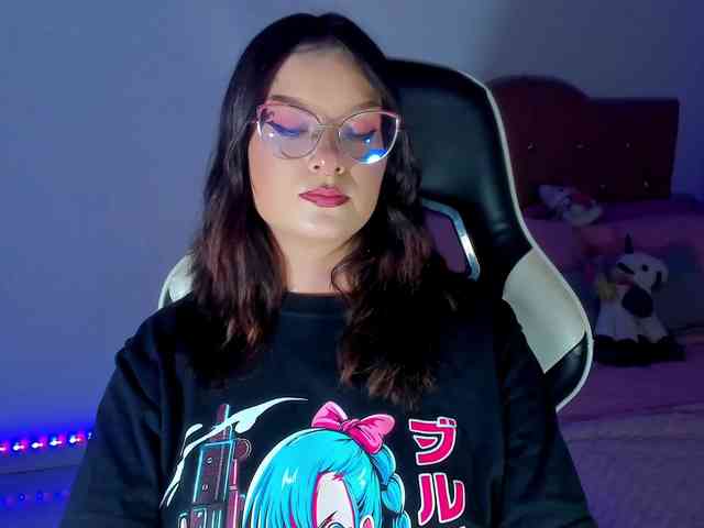 OphelianaRose webcam