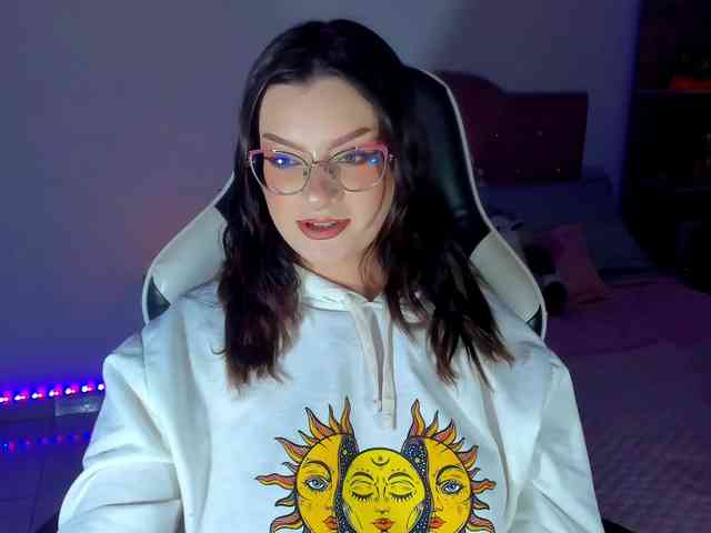 OphelianaRose webcam