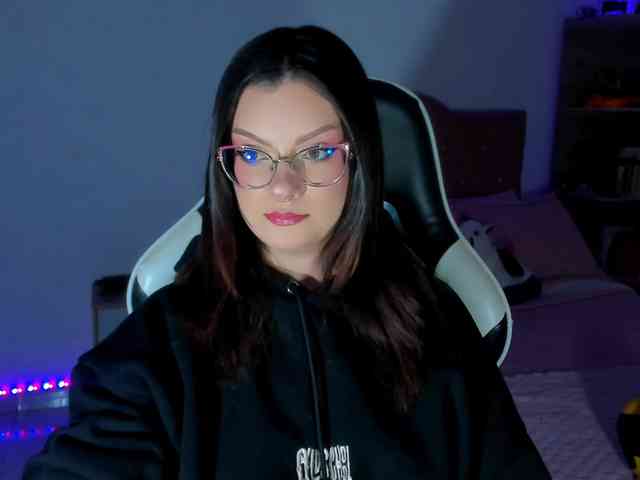 OphelianaRose webcam