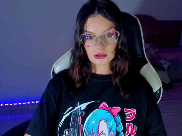 OphelianaRose webcam