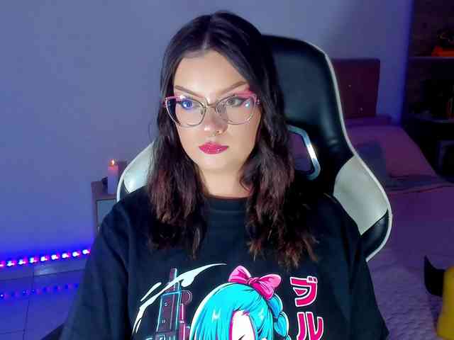 OphelianaRose webcam