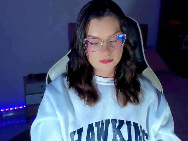 OphelianaRose webcam