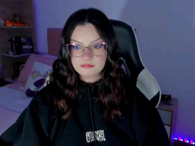 OphelianaRose webcam