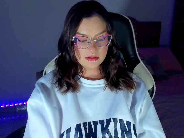 OphelianaRose webcam