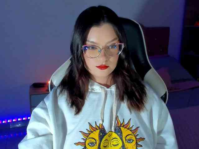 OphelianaRose webcam