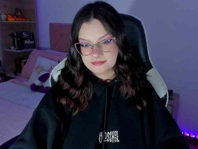 OphelianaRose webcam