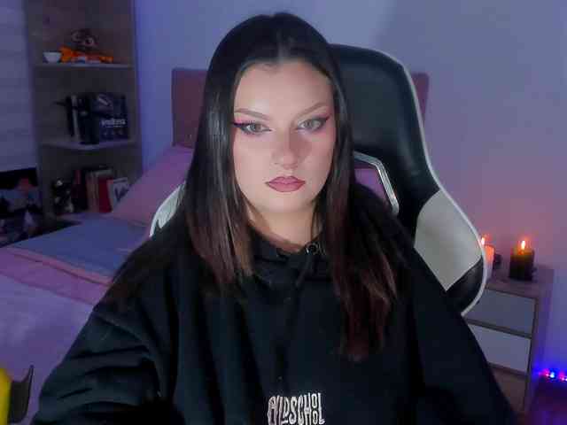 OphelianaRose webcam
