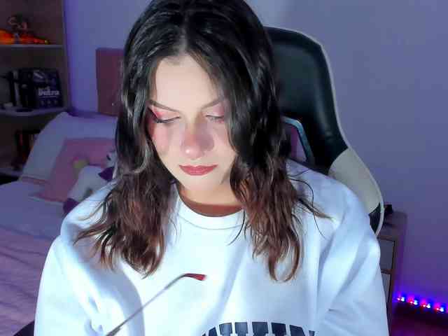 OphelianaRose webcam