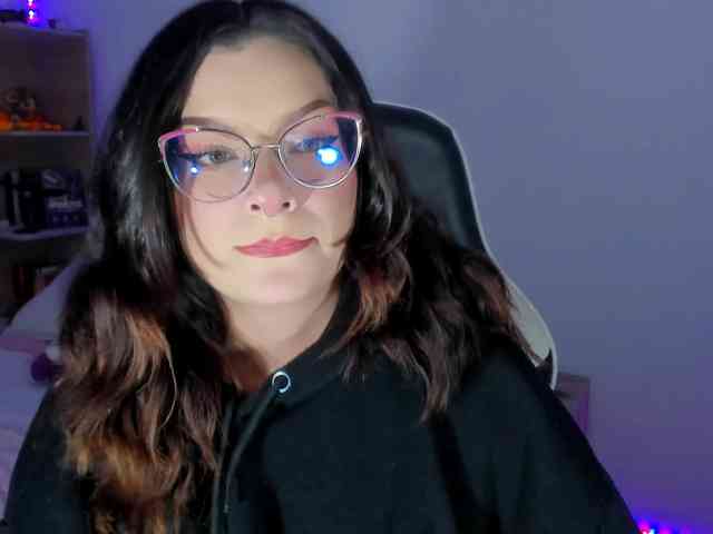 OphelianaRose webcam