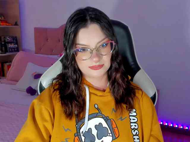 OphelianaRose webcam