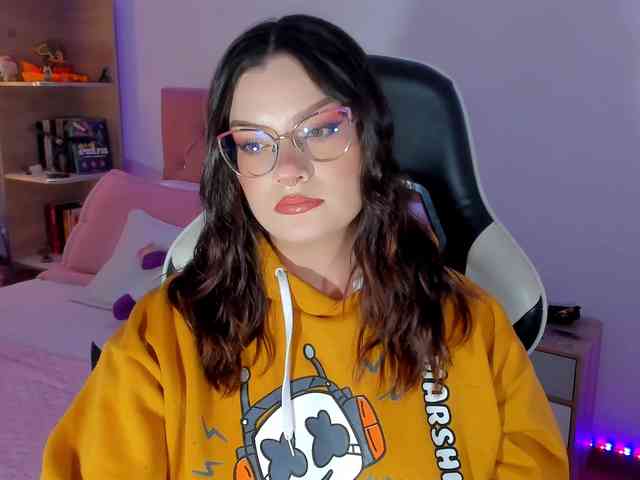 OphelianaRose webcam