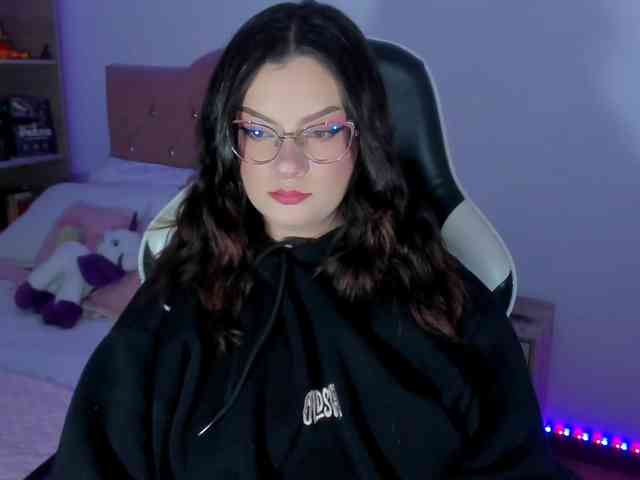 OphelianaRose Live Webcam on BongaCams