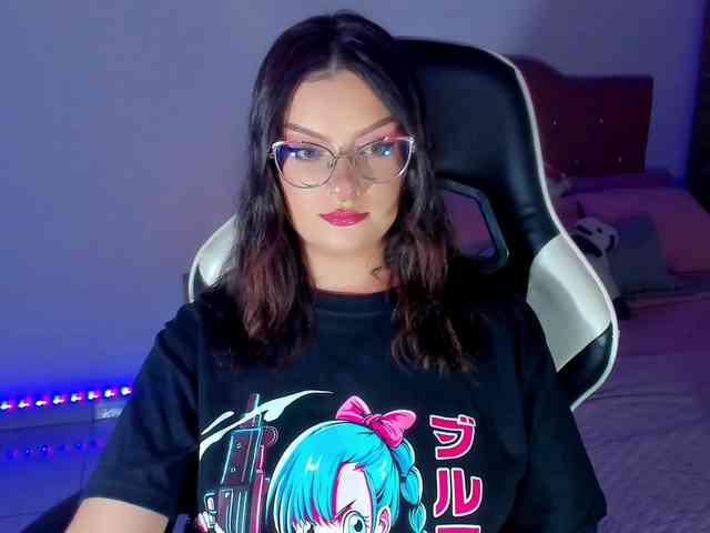 OphelianaRose webcam