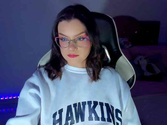 OphelianaRose webcam