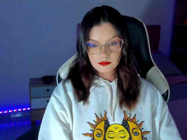 OphelianaRose webcam