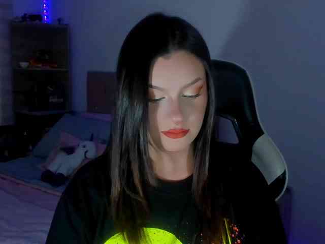 OphelianaRose webcam