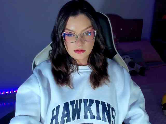 OphelianaRose webcam