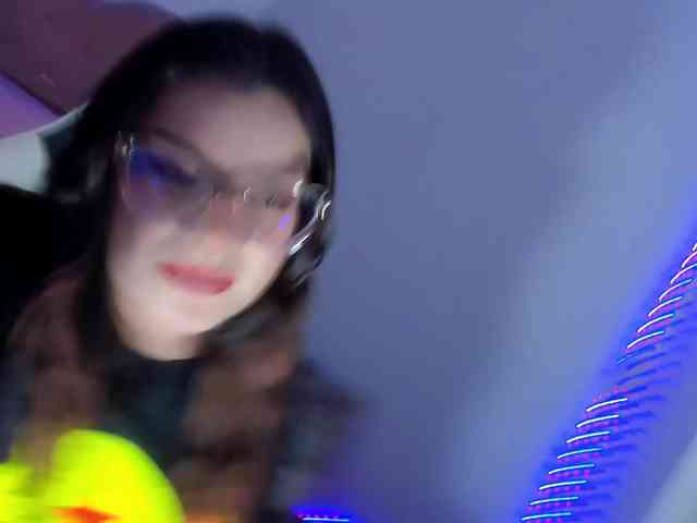 OphelianaRose webcam