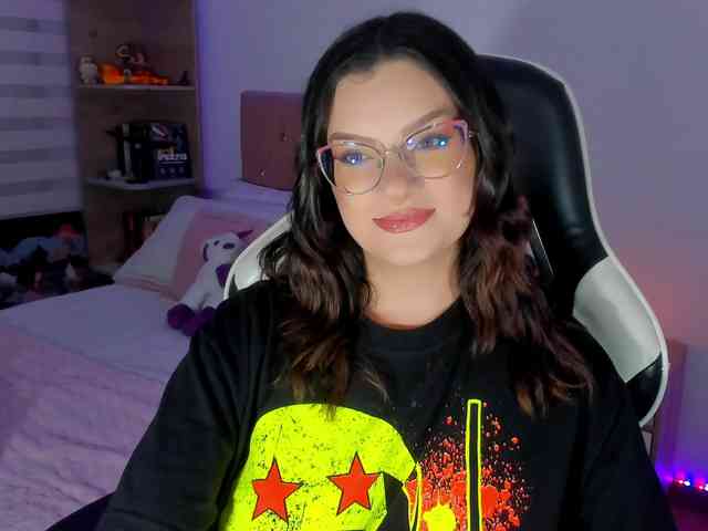 OphelianaRose webcam