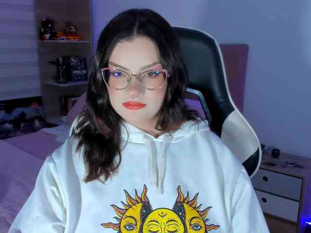 OphelianaRose webcam