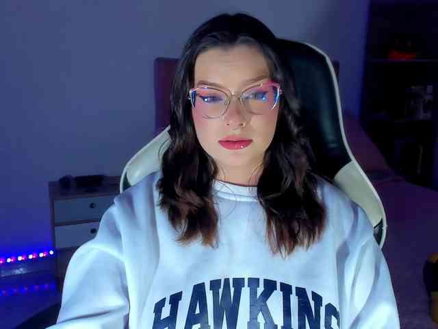 OphelianaRose webcam