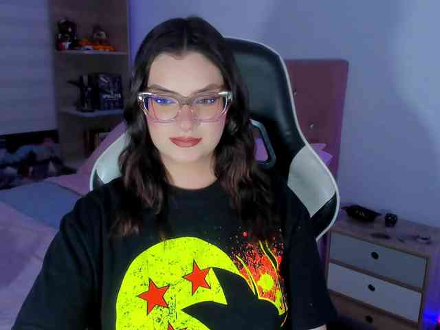 OphelianaRose webcam