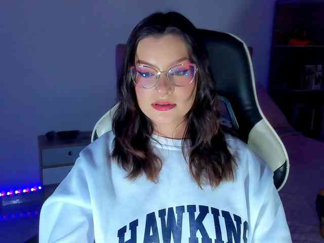 OphelianaRose webcam