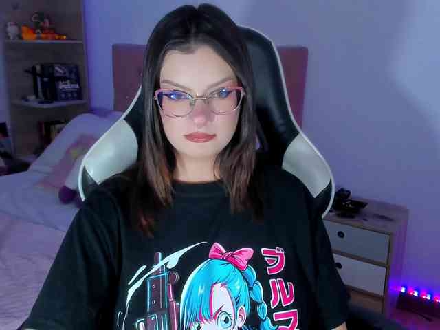 OphelianaRose webcam