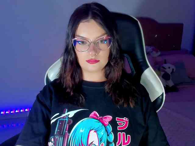 OphelianaRose webcam