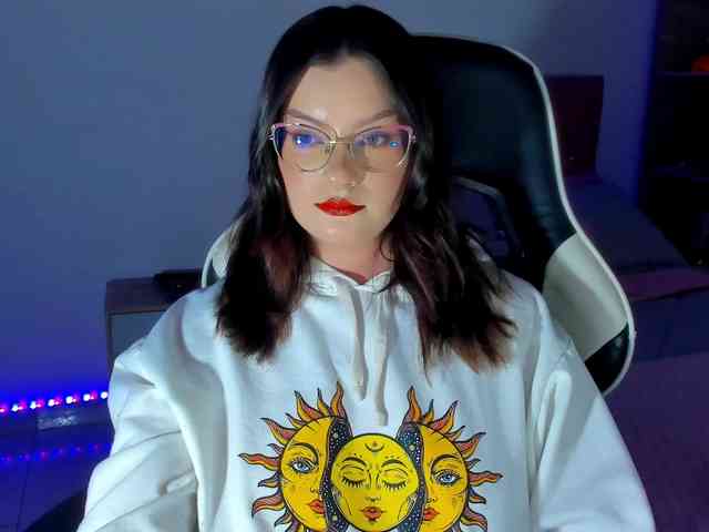 OphelianaRose webcam