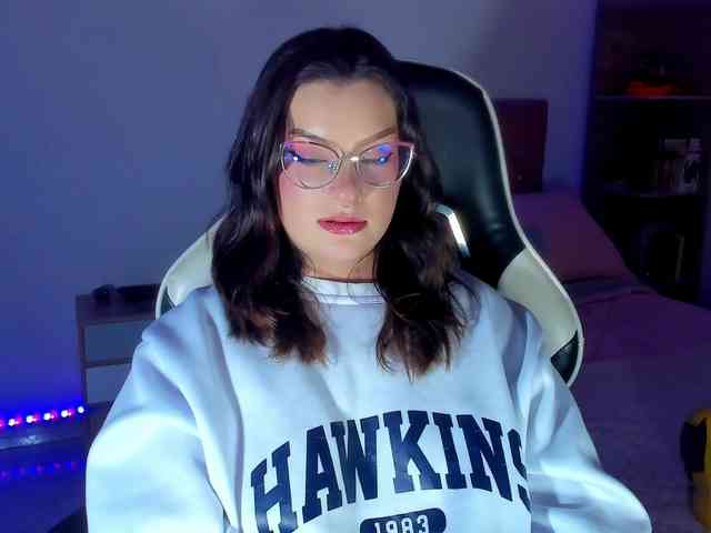 OphelianaRose webcam