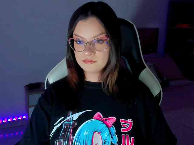 OphelianaRose webcam