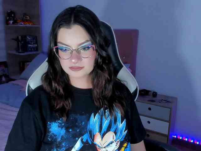 OphelianaRose webcam
