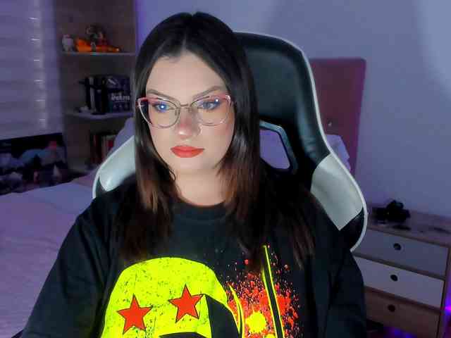 OphelianaRose webcam