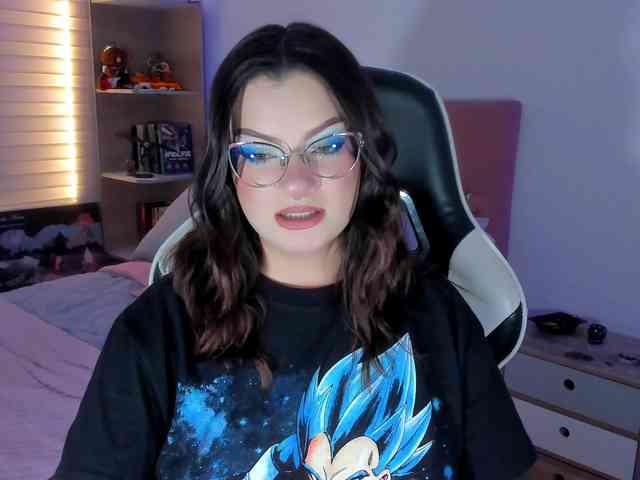 OphelianaRose webcam