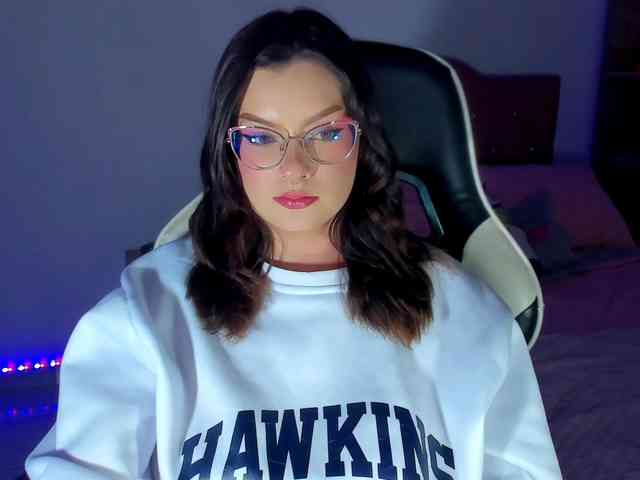 OphelianaRose webcam