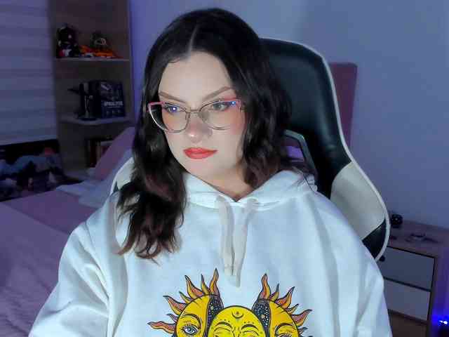 OphelianaRose webcam