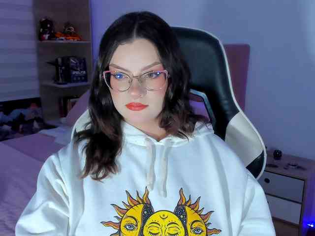 OphelianaRose webcam