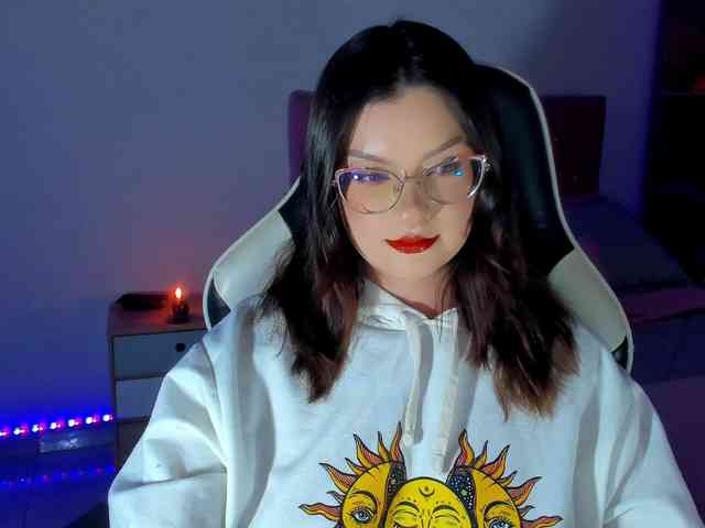 OphelianaRose webcam