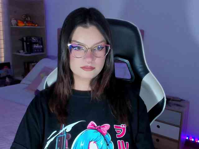 OphelianaRose webcam