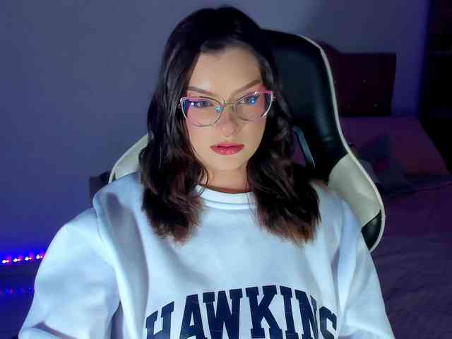 OphelianaRose webcam