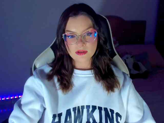 OphelianaRose webcam