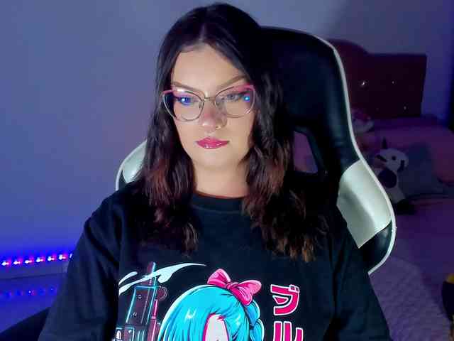 OphelianaRose webcam