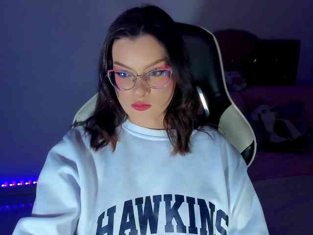 OphelianaRose webcam